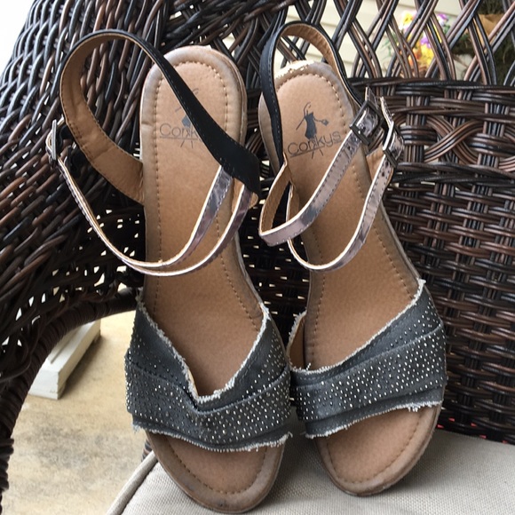 Corkys Gray Wedge Heel 11 - Picture 2 of 8